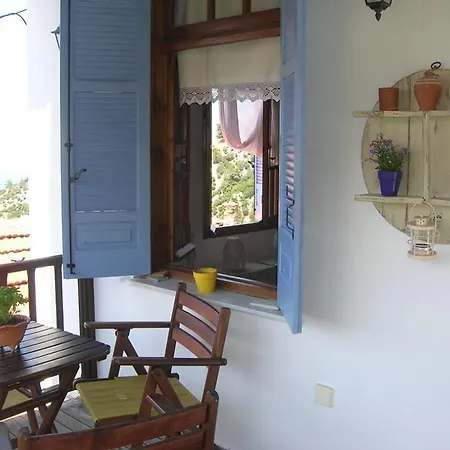Athina's House Country house *